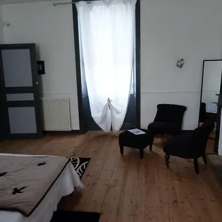 Le Clos Notre Dame Couette-café *